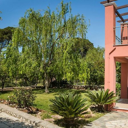 Villa Maritina Razata Luaran gambar